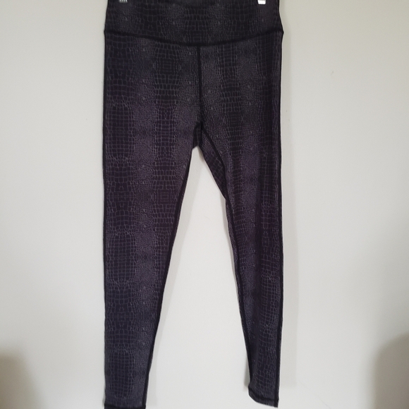 inner Spirit animal print legging size small - Picture 2 of 6